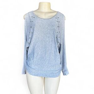 Jennifer Lopez Grey Open Shoulder Top